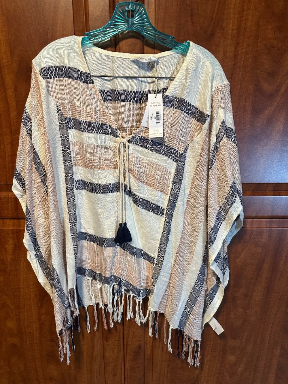 New with Tags Natural Reflections Women's Poncho